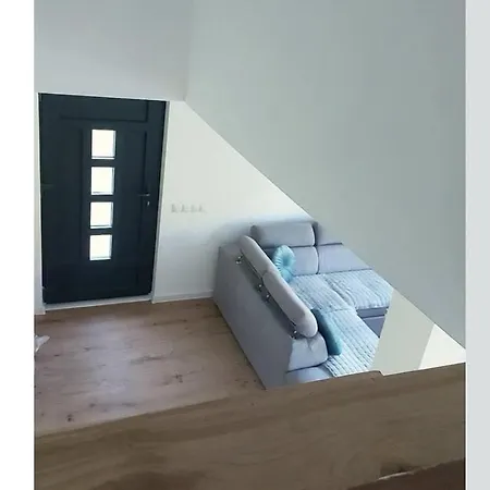 H&e Vikendica Na Vodi, Jezero Perucac * Klotjevac