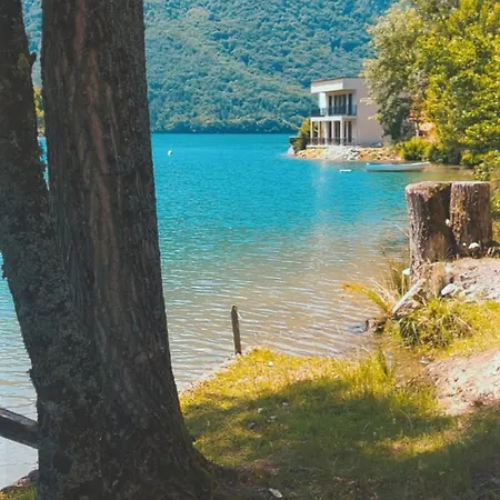 H&e Vikendica Na Vodi, Jezero Perucac Klotjevac